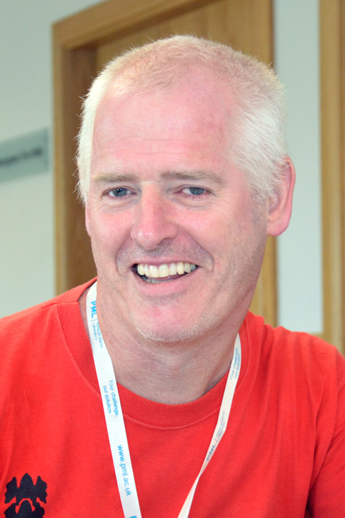 Dr Graham Quartly