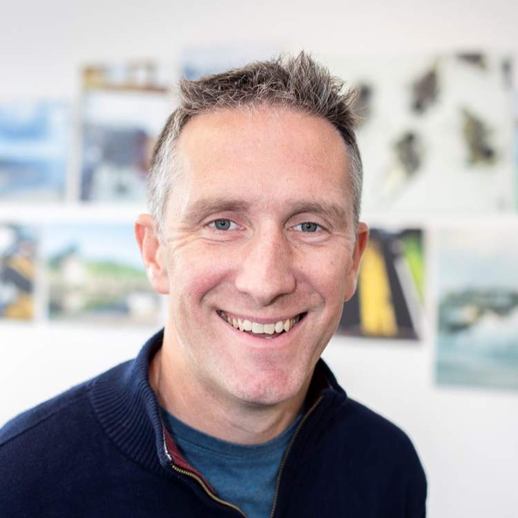 Dr James Clark