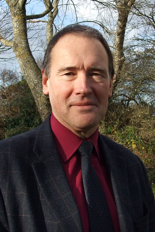Dr Peter Claridge